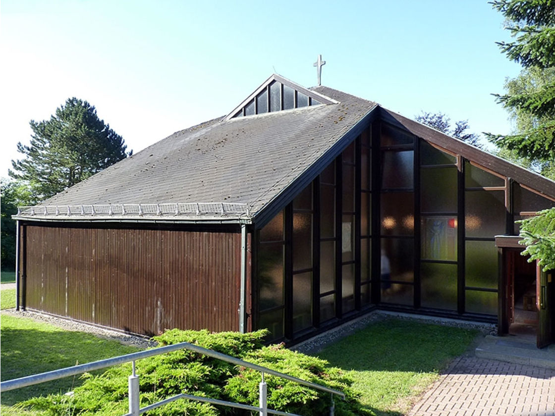 St. Elisabeth in Bad Emstal/Merxhausen (Foto: Karl-Franz Thiede)